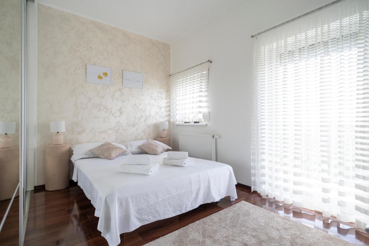 Apartment Absolute Gray 扎达尔 外观 照片
